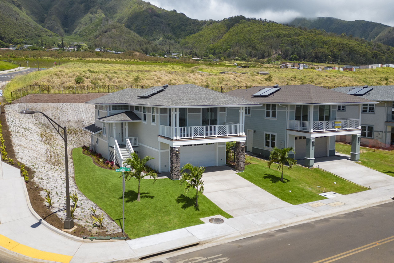 Scenic view of Hawaii properties